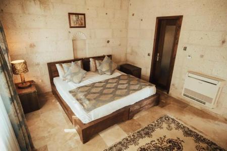 Hu of Cappadocia - 54