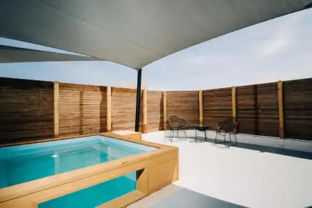 Mesanto Luxury Suites - 141
