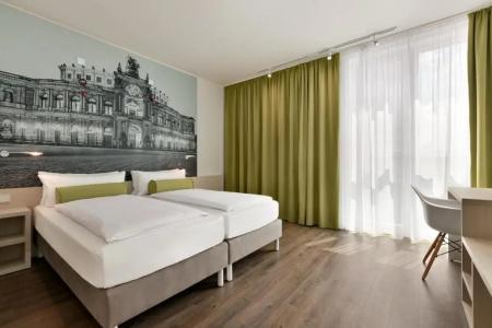 Super 8 by Wyndham Dresden - 29