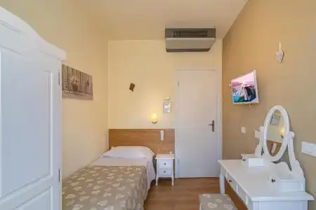 Mariani - 53