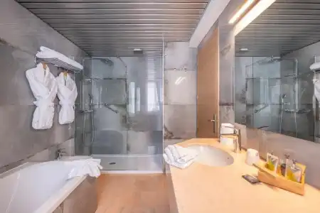 Hôtel Le Yachtman, The Originals Collection - 140