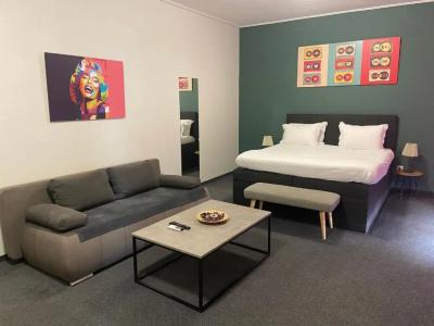 Connect Suites - 31