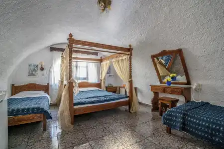 Porto Perissa - 68