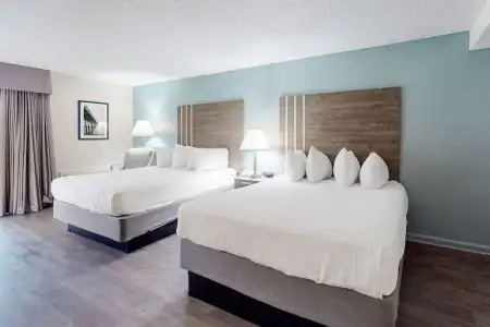 Carolinian Beach Resort by Vacasa - 482