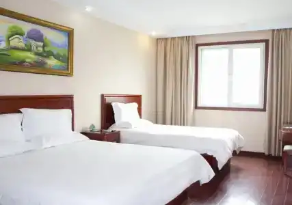 GreenTree Inn (Shanghai Jiangwan Town) - 2