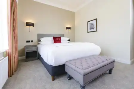 The Metropole - 22
