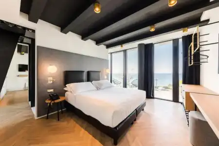 MaisonMe Boutique - Adults Only - 31
