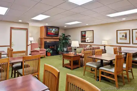 Country Inn & Suites by Radisson, Peoria North, IL - 16