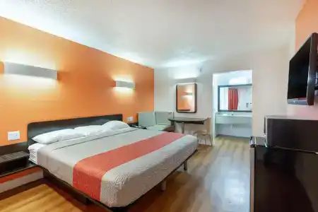Motel 6 Houston, TX - East - 21
