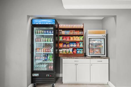 Microtel Inn & Suites by Wyndham Lexington - 11