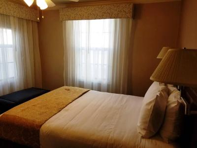 Inn At The Opera - 2