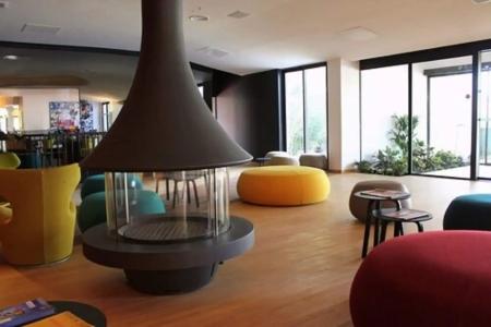 HÔTEL C Suites Chambres Spacieuses - 9