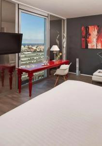 Meliá Barcelona Sky - 54