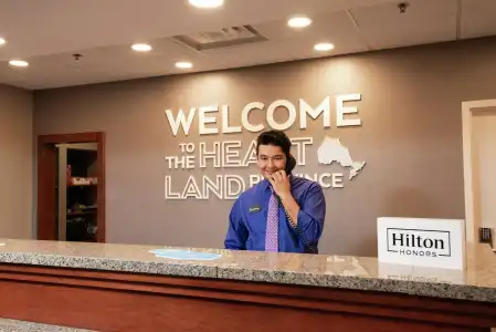 Hampton Inn & Suites Barrie - 25