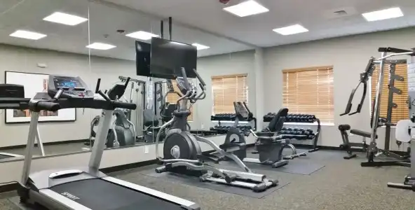 MainStay Suites Midland - 9