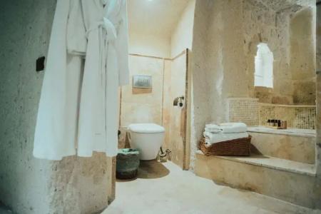 Hu of Cappadocia - 92