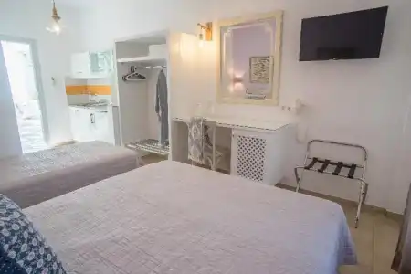 Cyclades Studios - 73