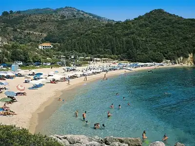 Mikros Paradisos  - 2