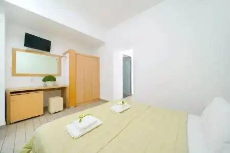 Esperia - 2