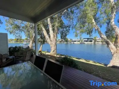 Noosa Entrance Waterfront Resort - 291