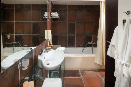 Angela Suites Boutique - 90