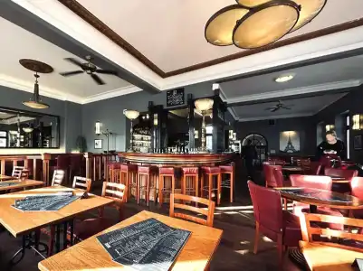 BRASSERIE - 23