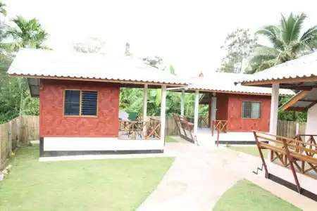Sarm Mork Guesthouse - 18