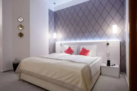 Karoly Corner Residences - 144