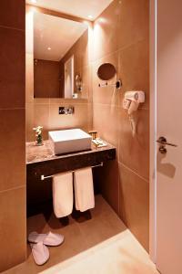 Amphora & Suites - 13