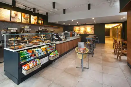 DoubleTree by Hilton Toronto Airport - 28