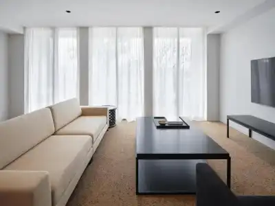 Burbury & Apartments - 25