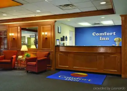 Comfort Inn Cleveland Downtown - 1
