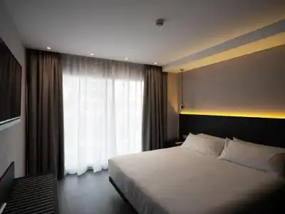 HG City Suites Barcelona - 34