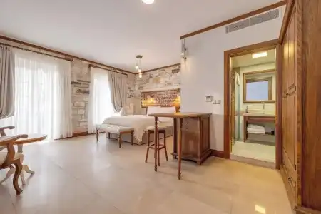 Navalia Otel - 69