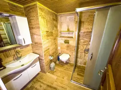 Heritage Cave Suites - 80