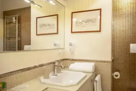 Bea Suites Luxury Rooms - 20