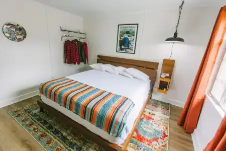 2 Master Suites - Clean - Cozy - WiFi - Elk - Covered Porch - ezAccess - 5 Stars - 1