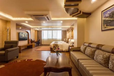 Yatri Suites and Spa - 98