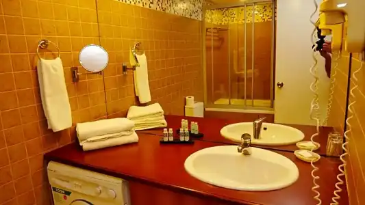 Talen Otel - 23