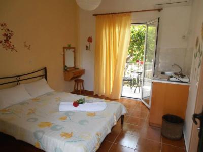 Elenas Garden - 2