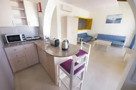 MyroAndrou Beach Apartments - 30