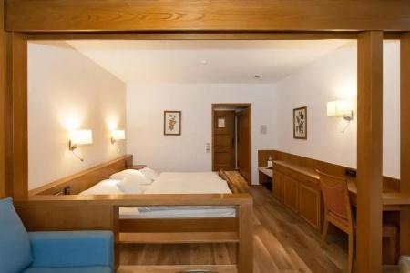 Landgasthof Hirsch - 77
