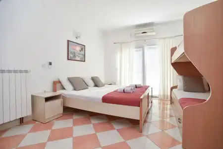 D&D Apartments - 251