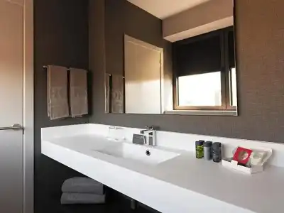 HG City Suites Barcelona - 39
