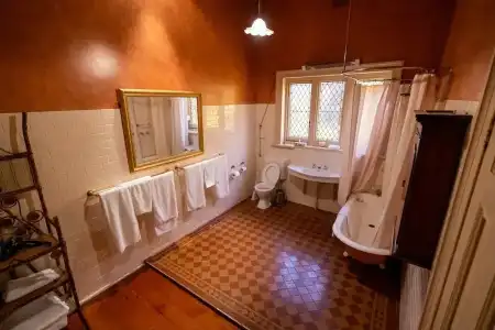 Buxton Manor - 110