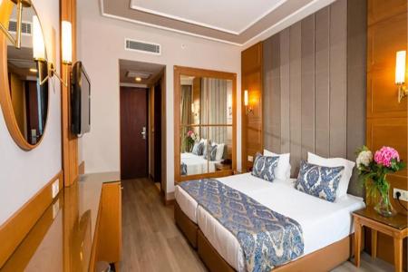 Royal Atlantis Beach - 4