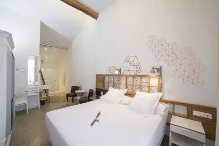 Madinat - 34