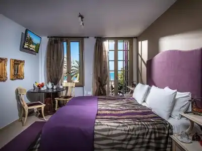 Civitas Suites - 35