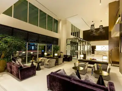 Flora Creek Deluxe Apartments Dubai - 1