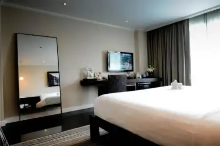 S15 Sukhumvit - 21